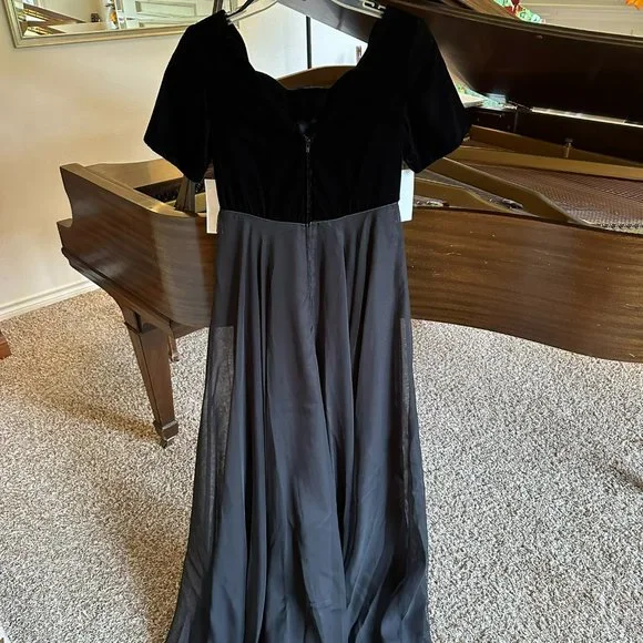 Stage Accents Performance Dress, Style Riviera in black, multiple sizes - Picture 3 of 3